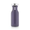 Eva Solo/Trio Eva Solo Køleskabskaraffel Violet, 1 Ltr. -Tallerkener butik 1akara 035fb44b 6618 47b9 8c11 502af6e2b03e
