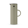 Stelton EM77 Termokande Soft Moss 1 Liter -Tallerkener butik 5709846031531 22bd5899 6cfd 453c b0f5 9e7d4fba4ab5
