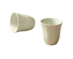 Aida Søholm Solvej Krus Uden Hank, Mint -Tallerkener butik Udklip1 917bf9d5 4a72 4ed0 af0e fd4eb5de85ff 1800x1800